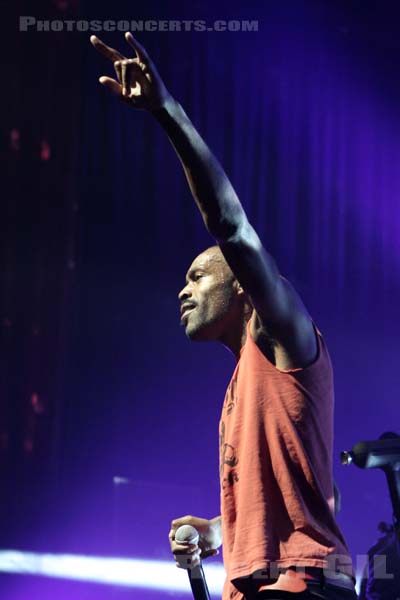 SKIP THE USE - 2012-10-03 - PARIS - Olympia - 